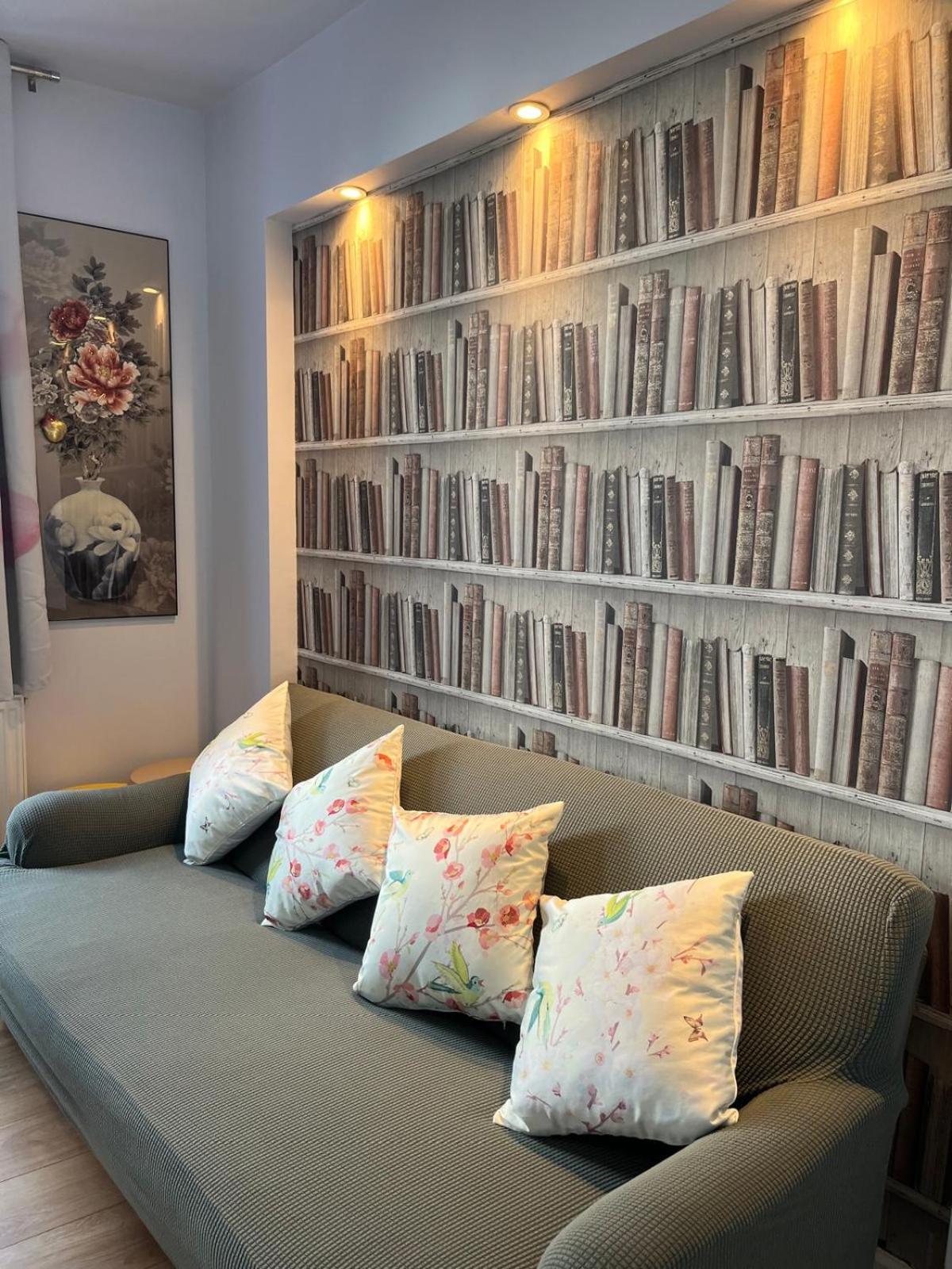 Apartment Lovely Near Gatwick Airport *